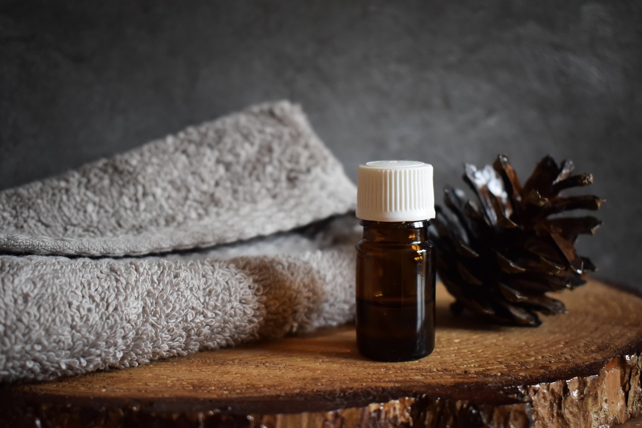 Best Carrier Oils to Pair With Clary Sage for Cosmetic Care