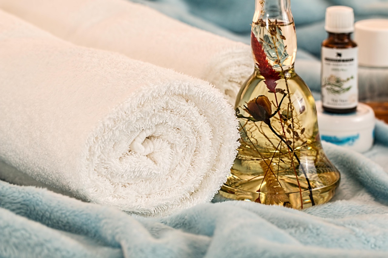 Clary Sage Essential Oil Sizes: Which Bottle Should You Order First?
